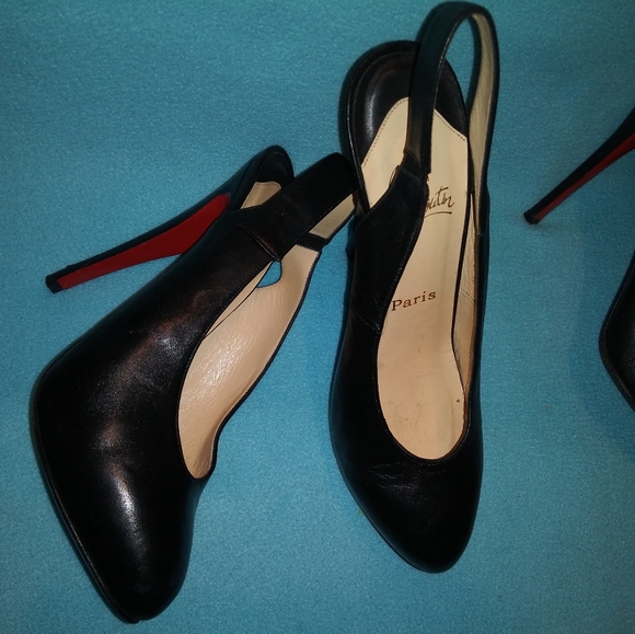 Multiple pairs Christian Louboutin - Picture 4 of 8